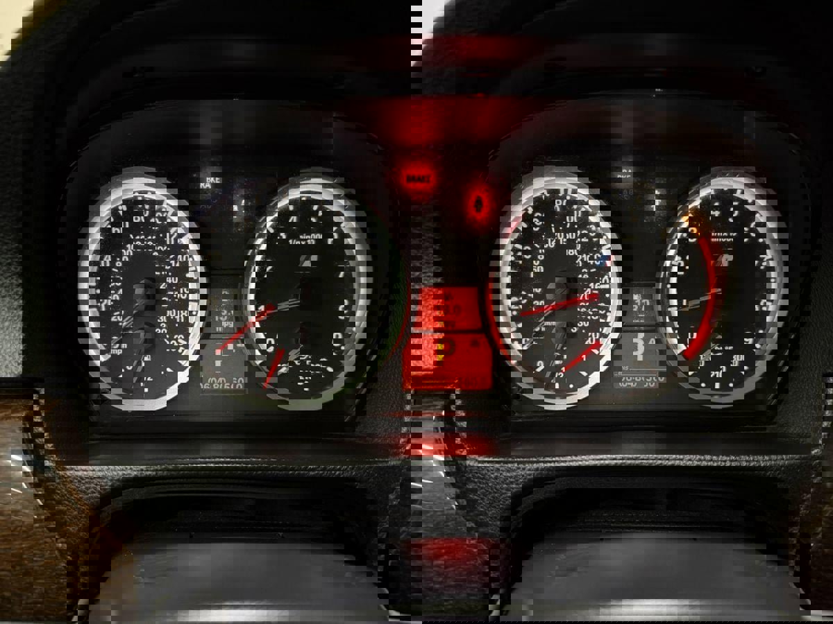 Used 2011 BMW M3 Convertible image 26