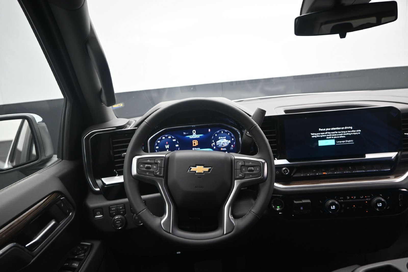 New 2026 Chevrolet Silverado 1500 LT w/ Z71 Off-Road Package AWD/4WD image 29