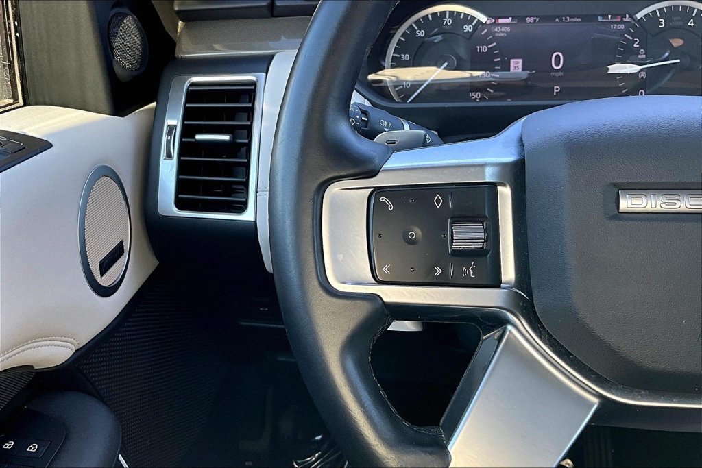 Certified 2023 Land Rover Discovery S AWD/4WD image 11