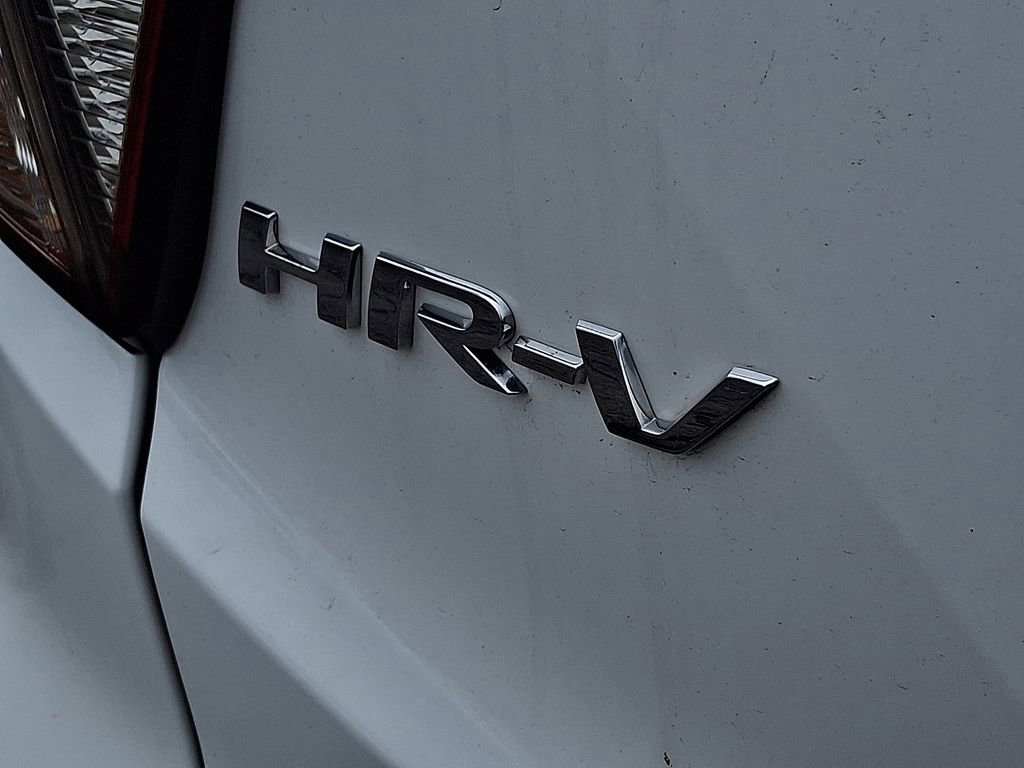 Used 2022 Honda HR-V LX image 29