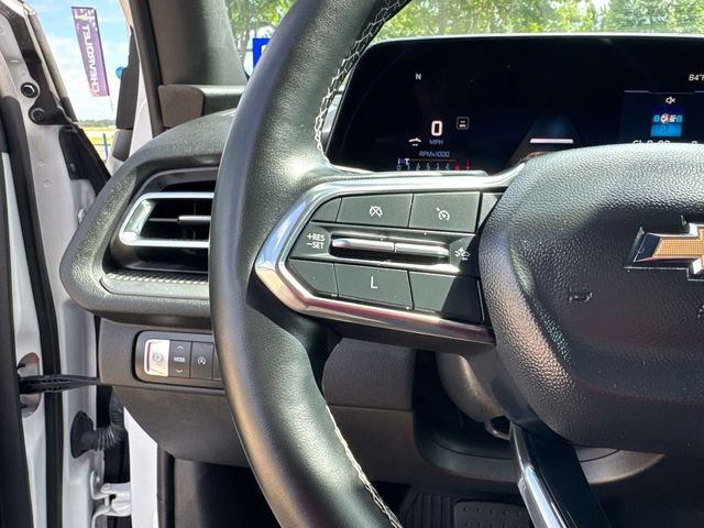 Used 2024 Chevrolet Traverse LT FWD image 29