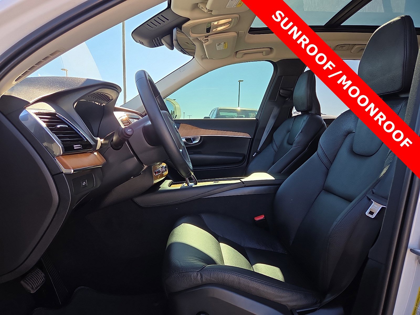 Used 2025 Volvo XC90 B6 Plus w/ Protection Package Premier image 17