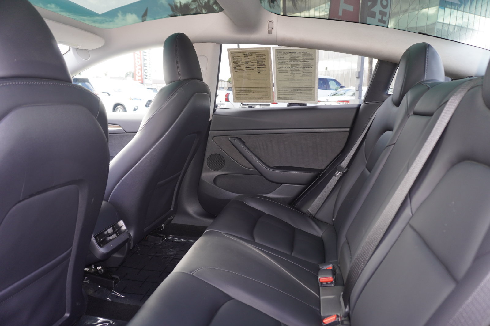 Used 2023 Tesla Model 3 Standard Range RWD image 8