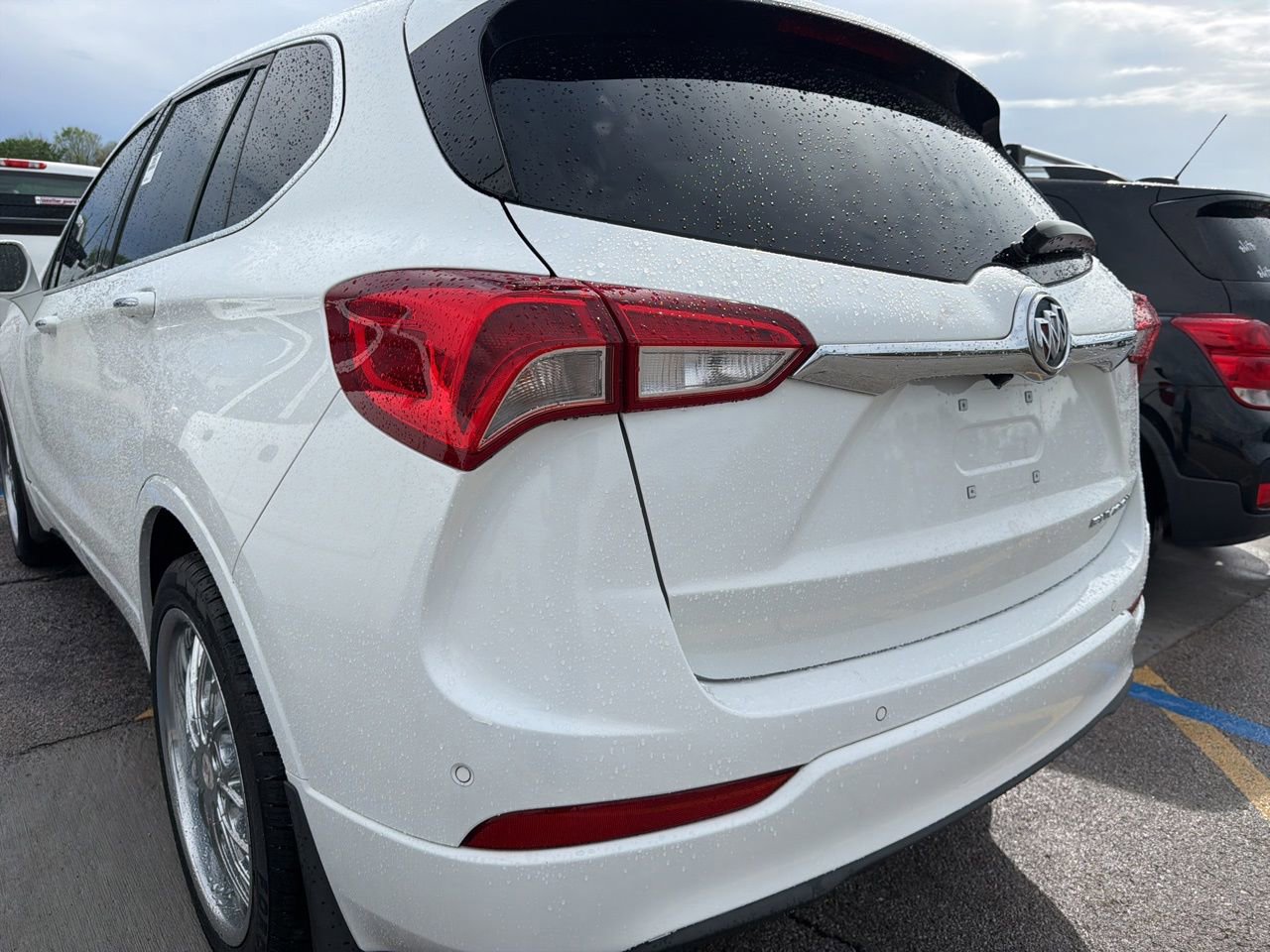 Used 2020 Buick Envision Essence image 11