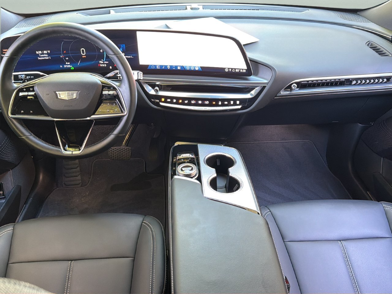 Used 2024 Cadillac Lyriq Tech w/ Driver Assist Package AWD/4WD image 15