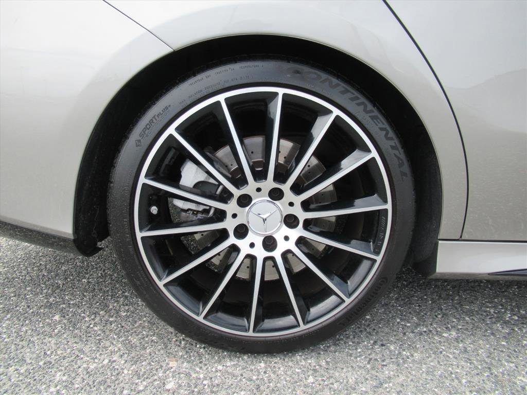 Used 2020 Mercedes-Benz CLA 35 AMG 4MATIC image 8