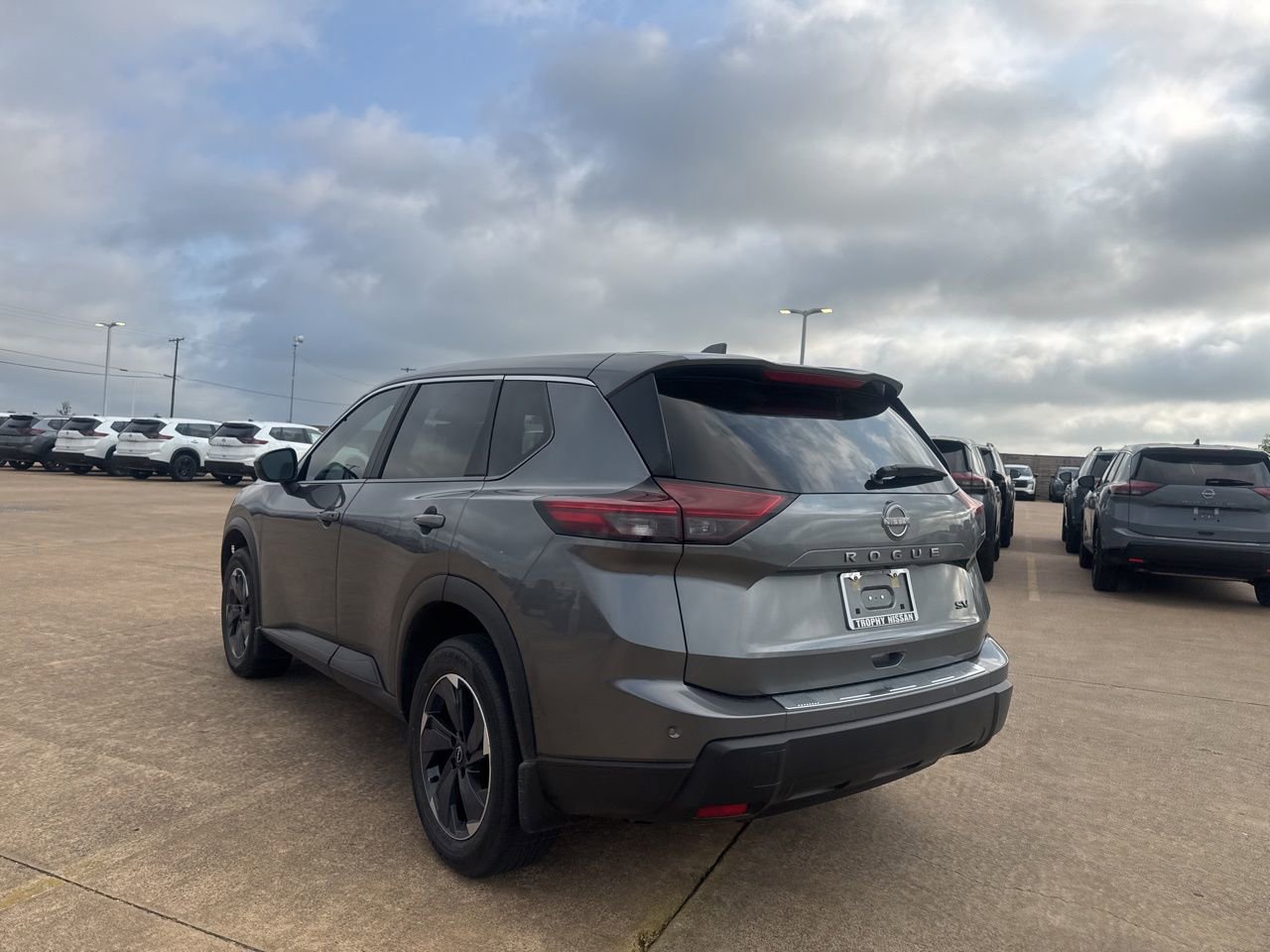Certified 2024 Nissan Rogue SV image 15