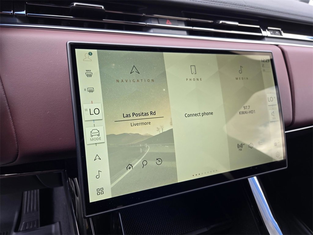 New 2025 Land Rover Range Rover Sport Dynamic SE image 11