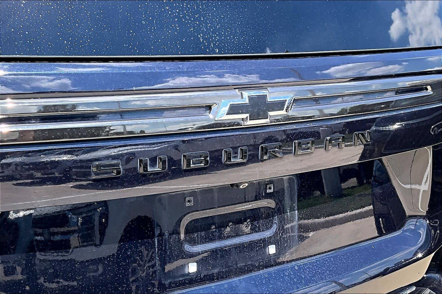 Used 2021 Chevrolet Suburban RST w/ Luxury Package AWD/4WD image 29