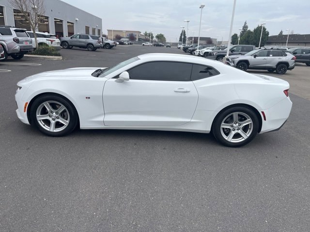 Used 2018 Chevrolet Camaro LT image 8