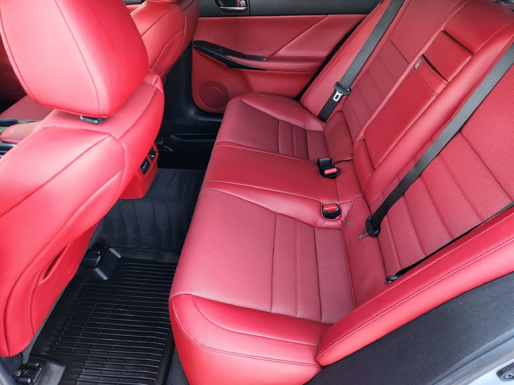 Used 2022 Lexus IS 350 F Sport w/ Navigation Package RWD image 31