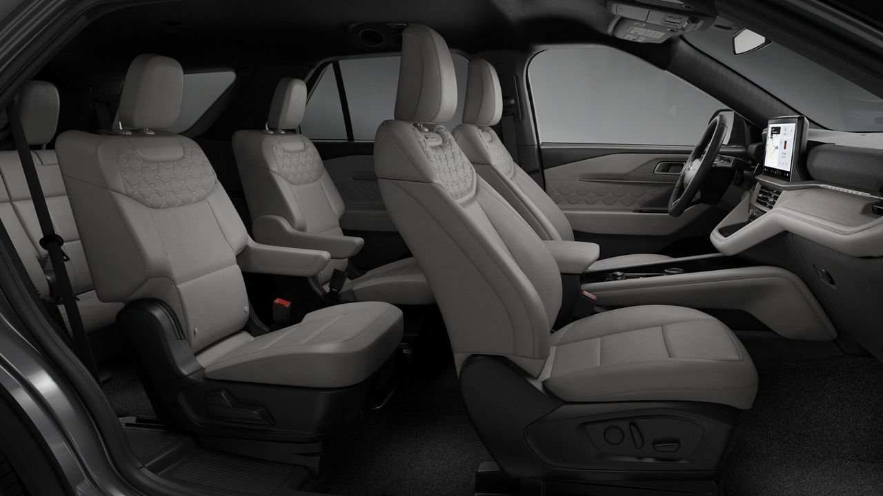 New 2027 Ford Explorer Platinum AWD/4WD image 7