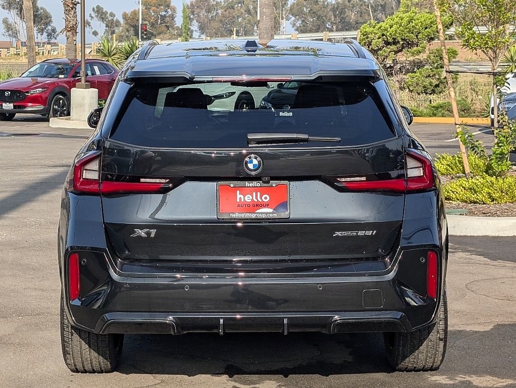 Used 2023 BMW X1 xDrive28i w/ Premium Package image 11