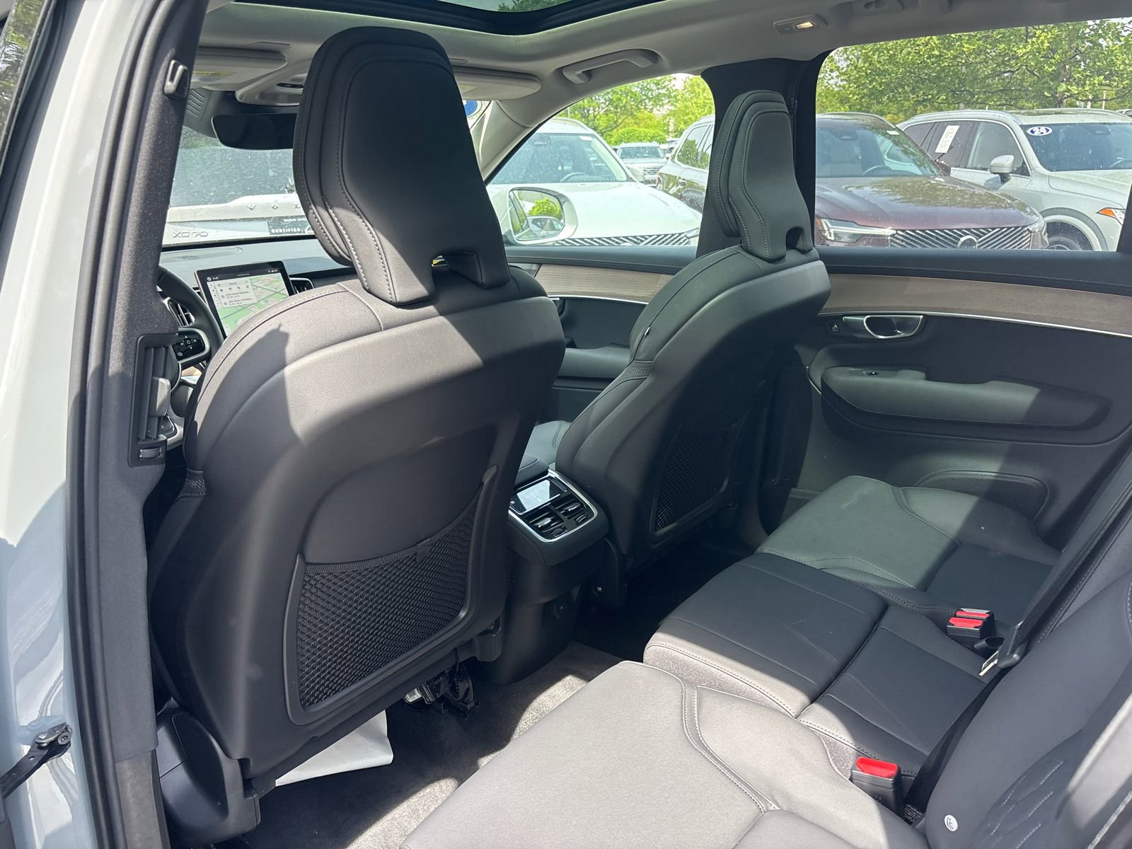 Used 2026 Volvo XC90 B6 Plus w/ Protection Package Premier AWD/4WD image 24