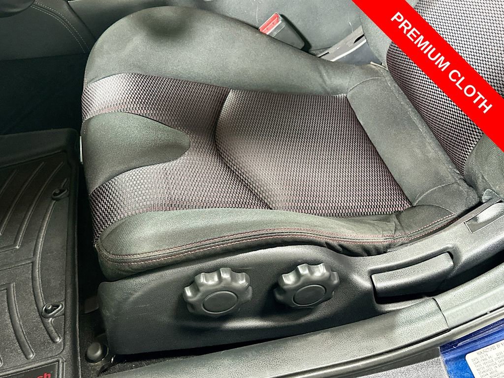 Used 2020 Nissan 370Z Coupe image 19