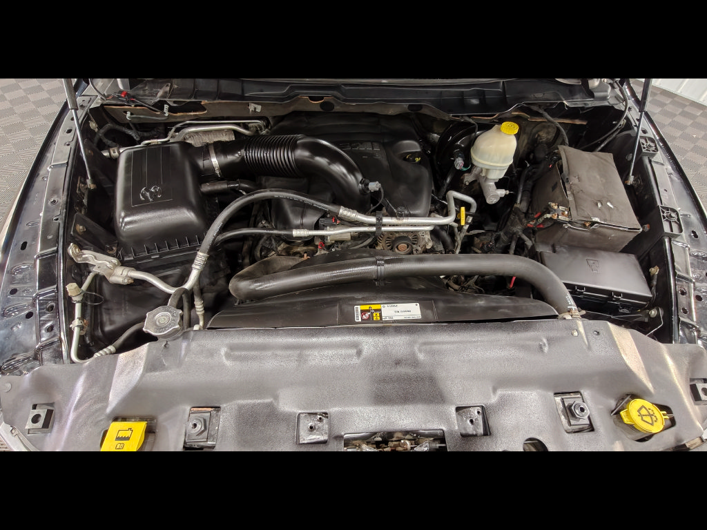 Used 2014 RAM 1500 Limited AWD/4WD image 58