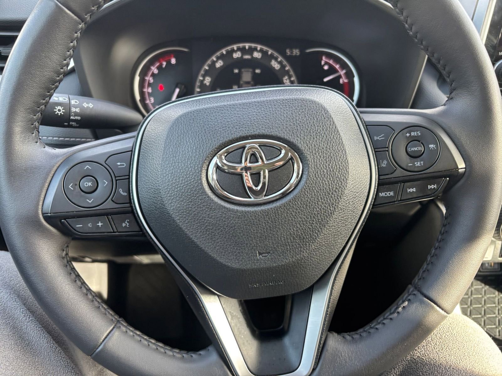 Used 2025 Toyota RAV4 XLE w/ Weather Package FWD image 25
