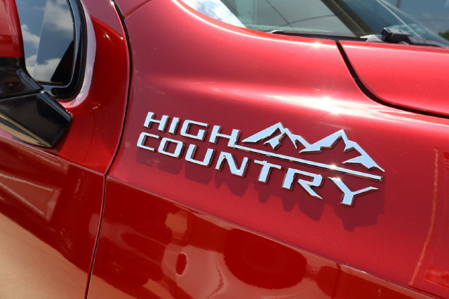 Used 2021 Chevrolet Tahoe High Country AWD/4WD image 10