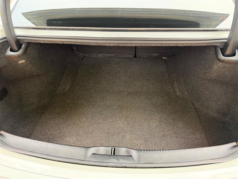 Used 2019 Chrysler 300 Touring w/ Sport Appearance Package RWD image 21