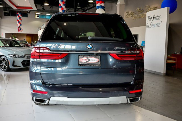 Used 2022 BMW X7 xDrive40i w/ Premium Package image 5