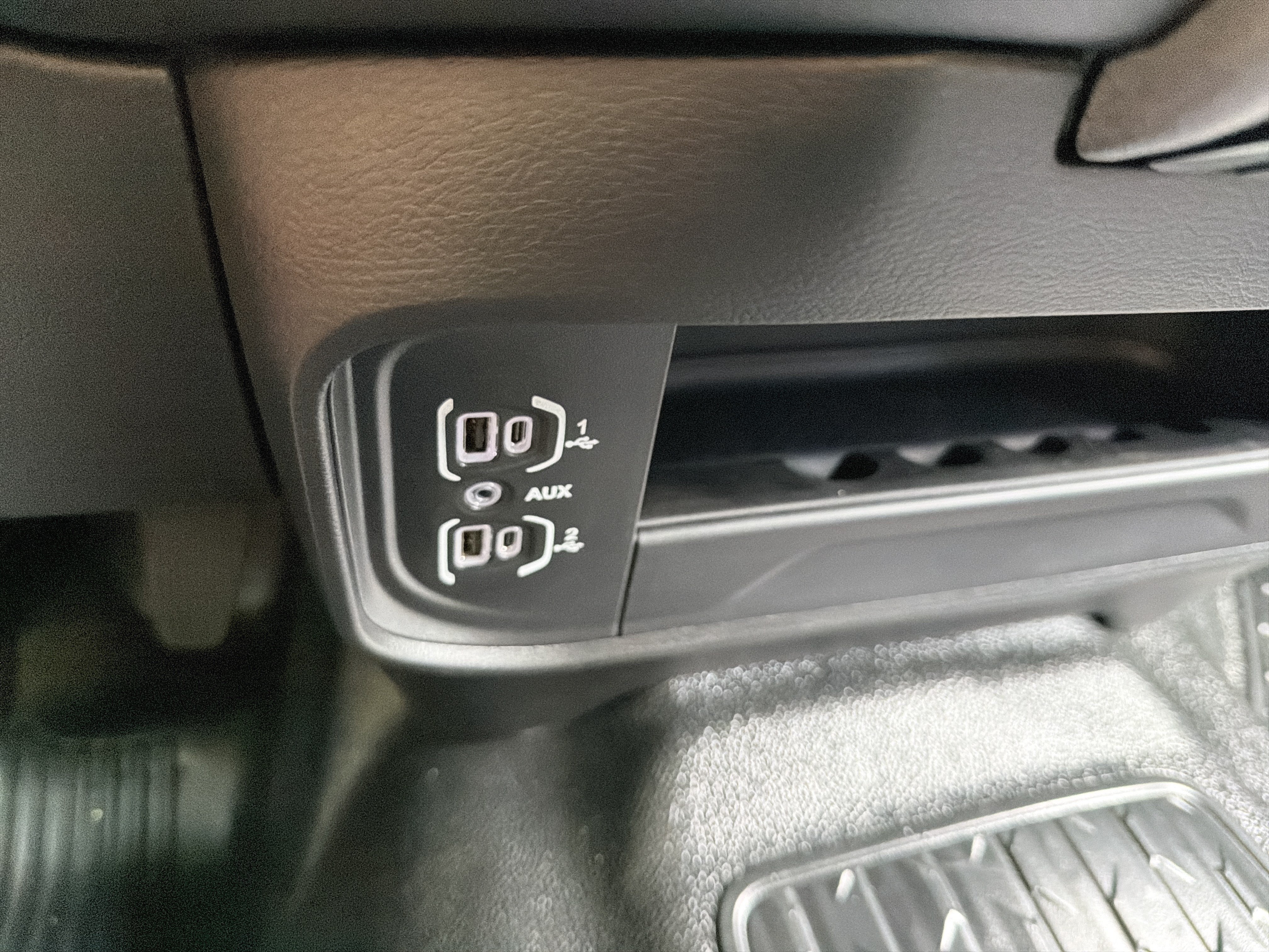 New 2026 RAM 3500 Tradesman AWD/4WD image 29