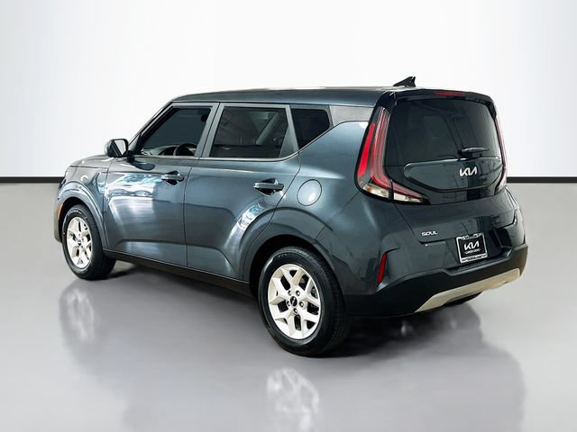 Certified 2023 Kia Soul LX w/ LX Technology Package FWD image 5