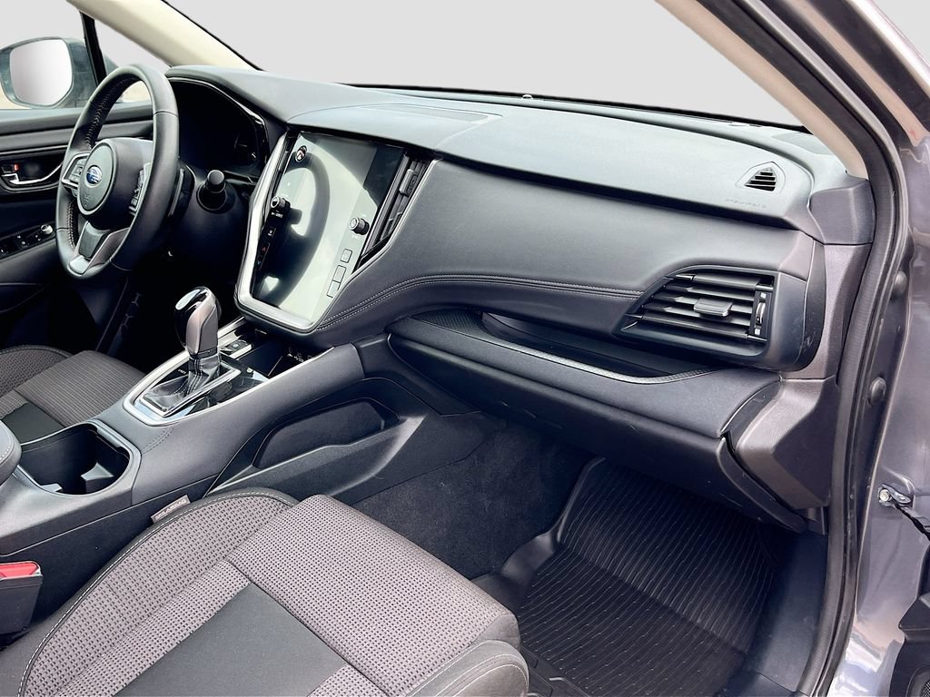 Used 2025 Subaru Outback Premium AWD/4WD image 32