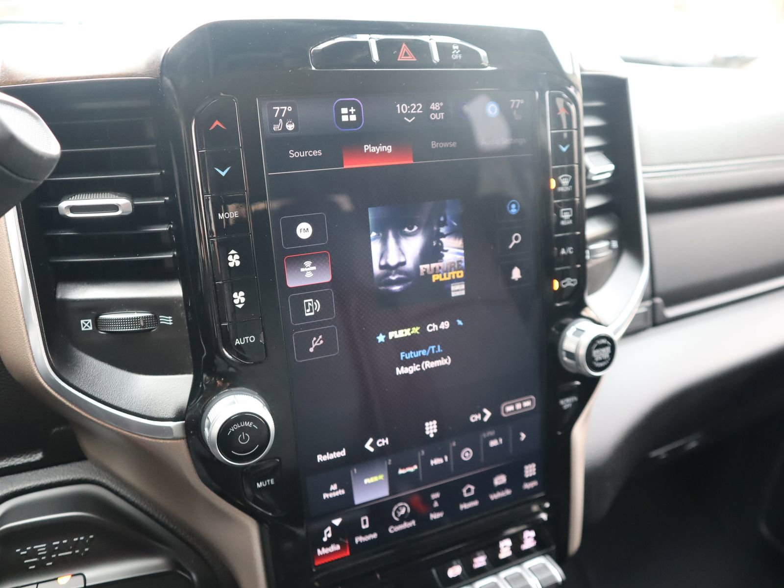 Used 2024 RAM 2500 Laramie image 42