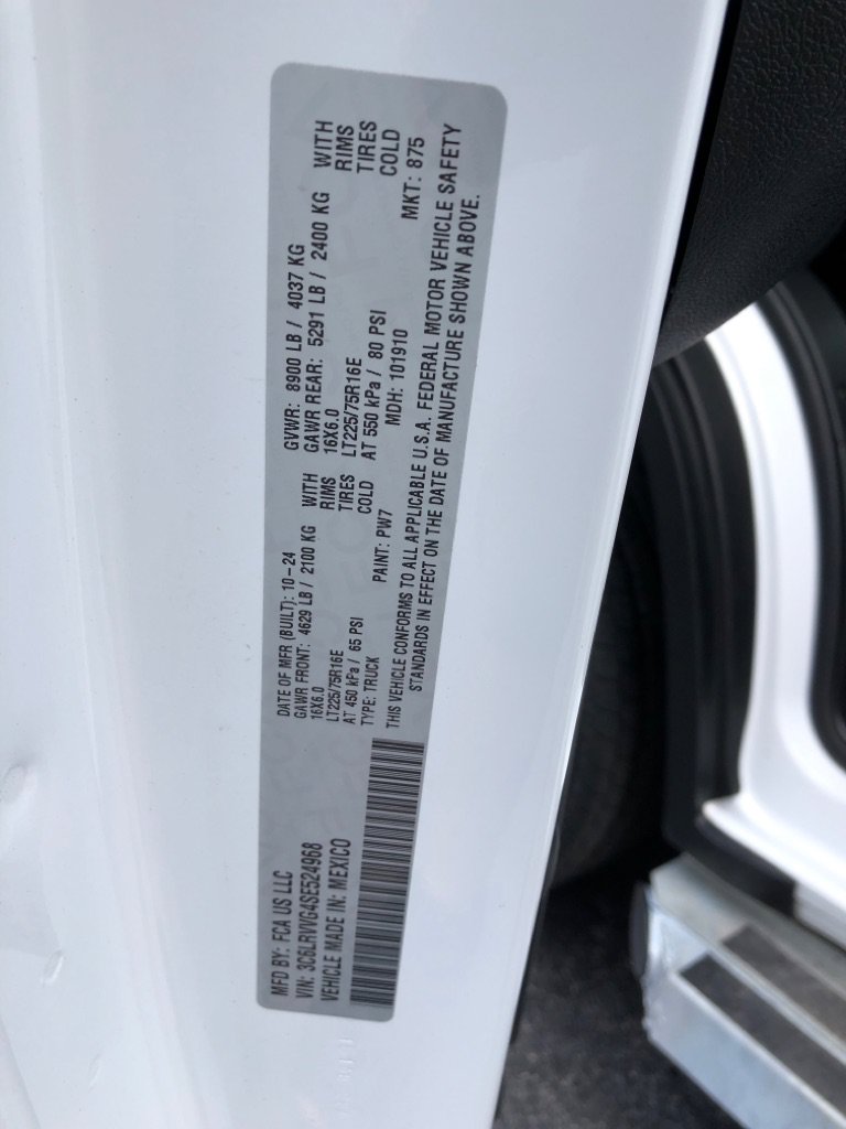 Used 2025 RAM ProMaster 2500 w/ U-Haul Equipment Group FWD image 33
