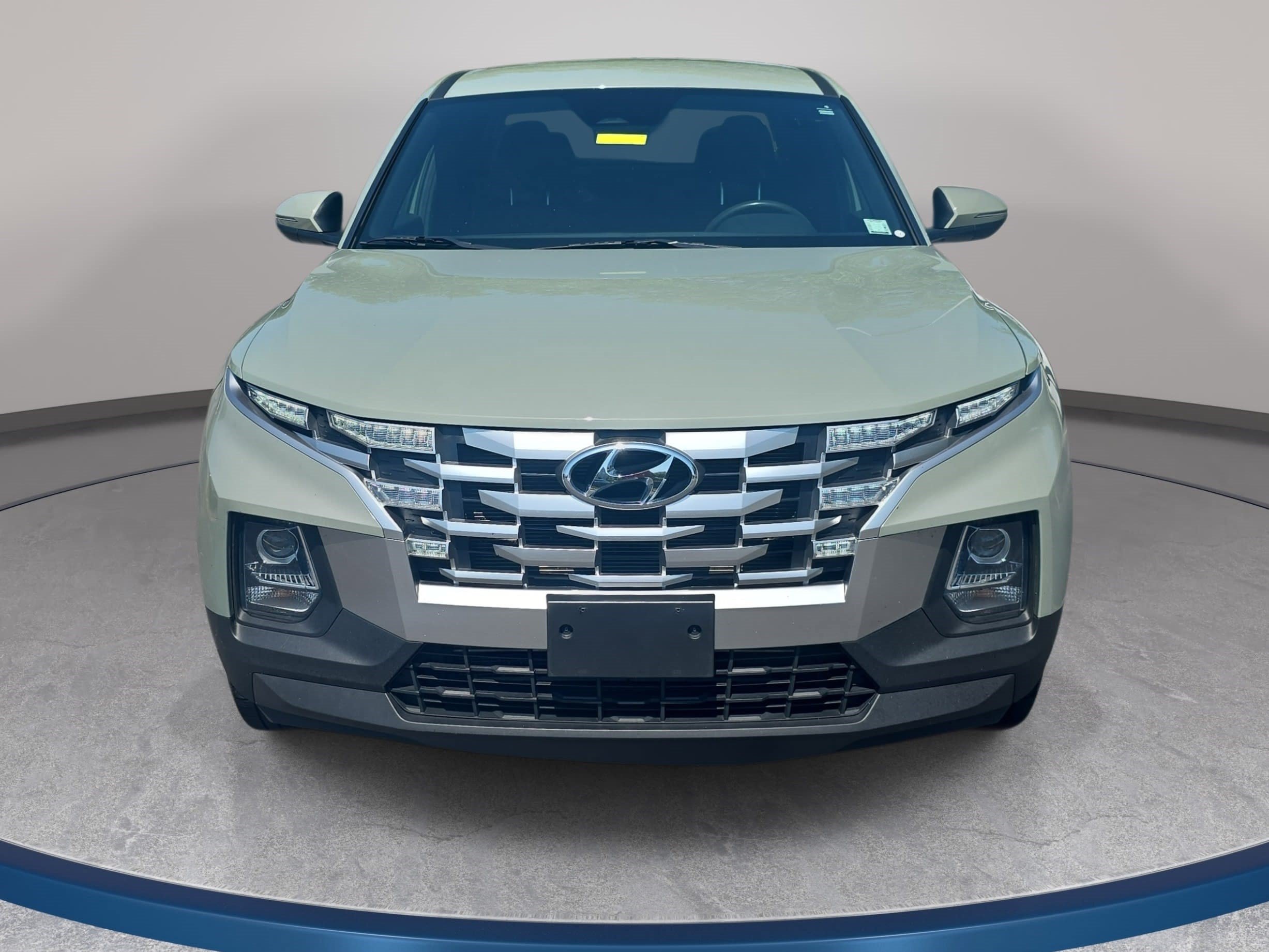 Used 2022 Hyundai Santa Cruz SEL w/ Cargo Package AWD/4WD image 2