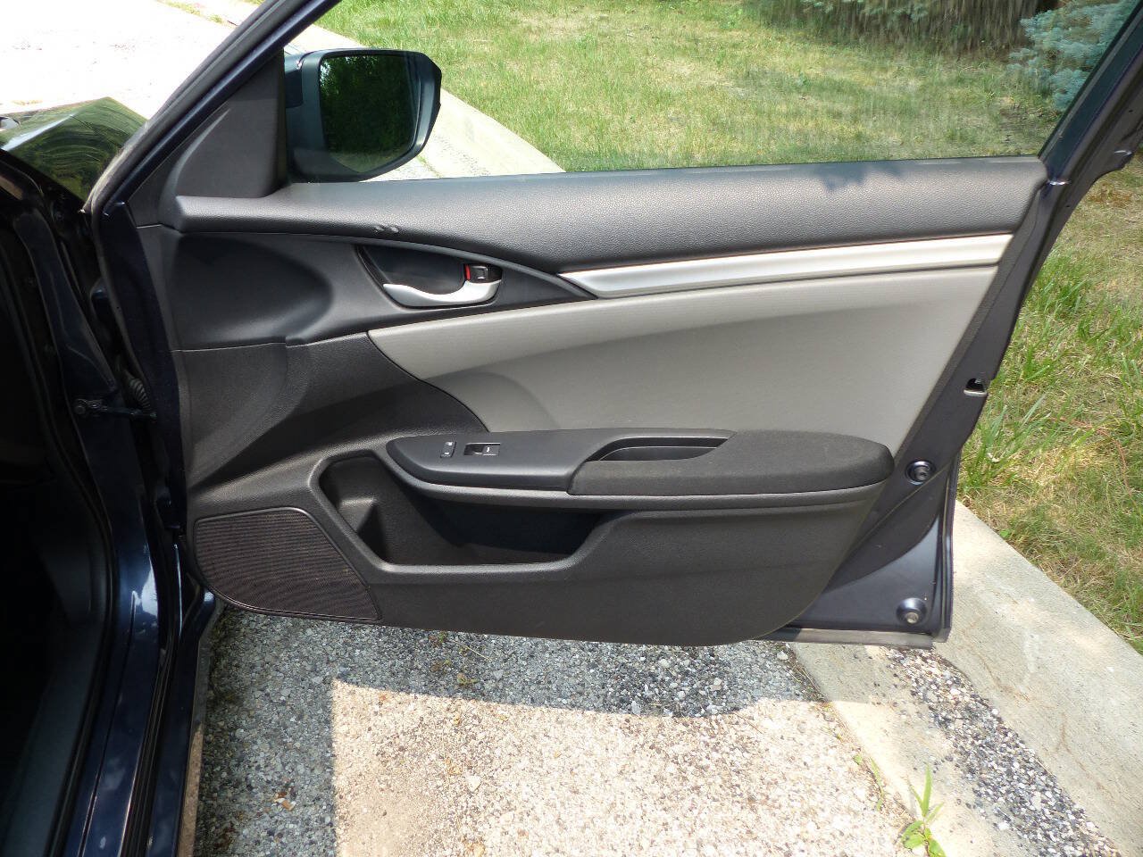 Used 2020 Honda Civic LX image 37