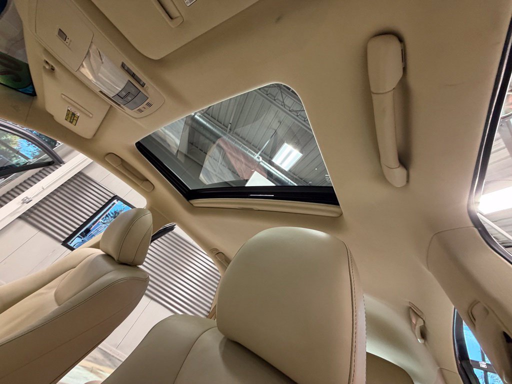 Used 2013 Lexus RX 450h AWD w/ Navigation Pkg image 8