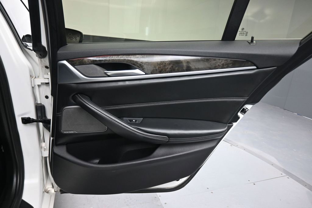 Used 2018 BMW 540i xDrive AWD/4WD image 36