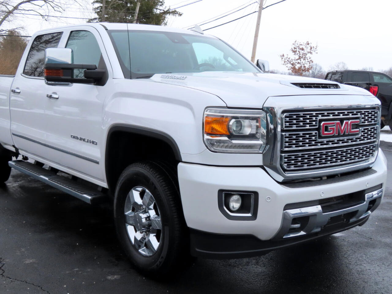 Used 2019 GMC Sierra 3500 Denali w/ Duramax Plus Package image 19