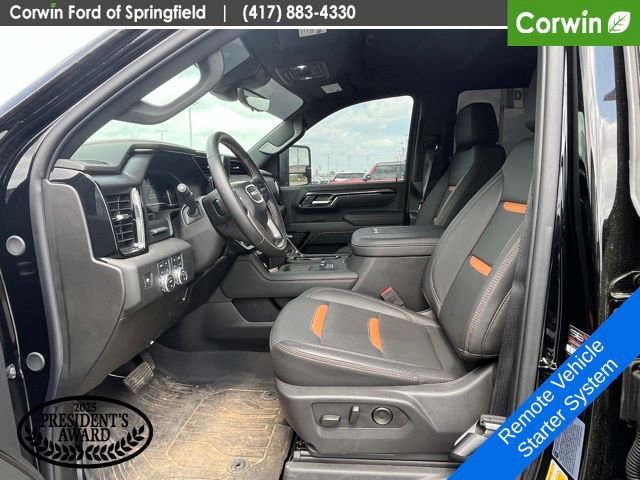 Used 2025 GMC Sierra 2500 AT4 w/ AT4 Premium Plus Package image 13