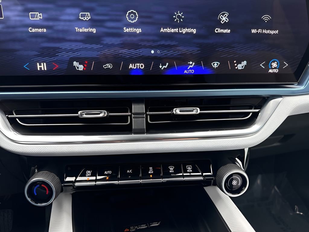 New 2026 Chevrolet Equinox EV LT image 25