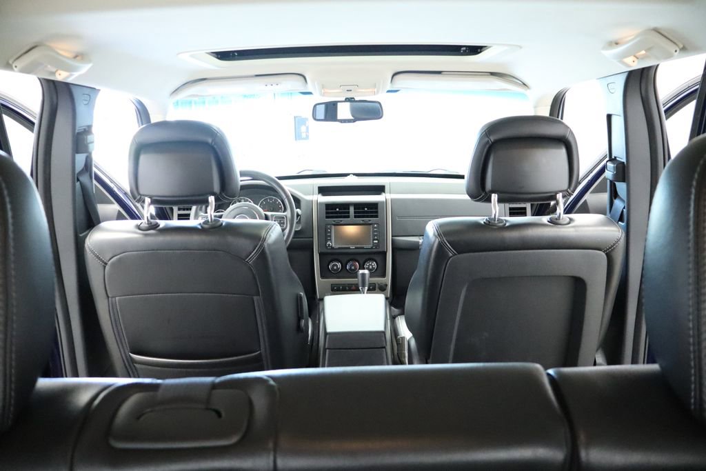 Used 2012 Jeep Liberty Sport AWD/4WD image 19