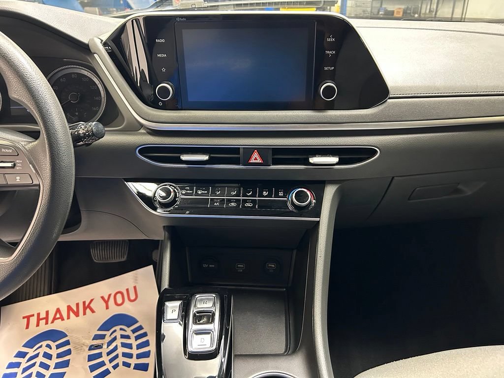 Used 2022 Hyundai Sonata SE w/ Preferred Accessory Package FWD image 22