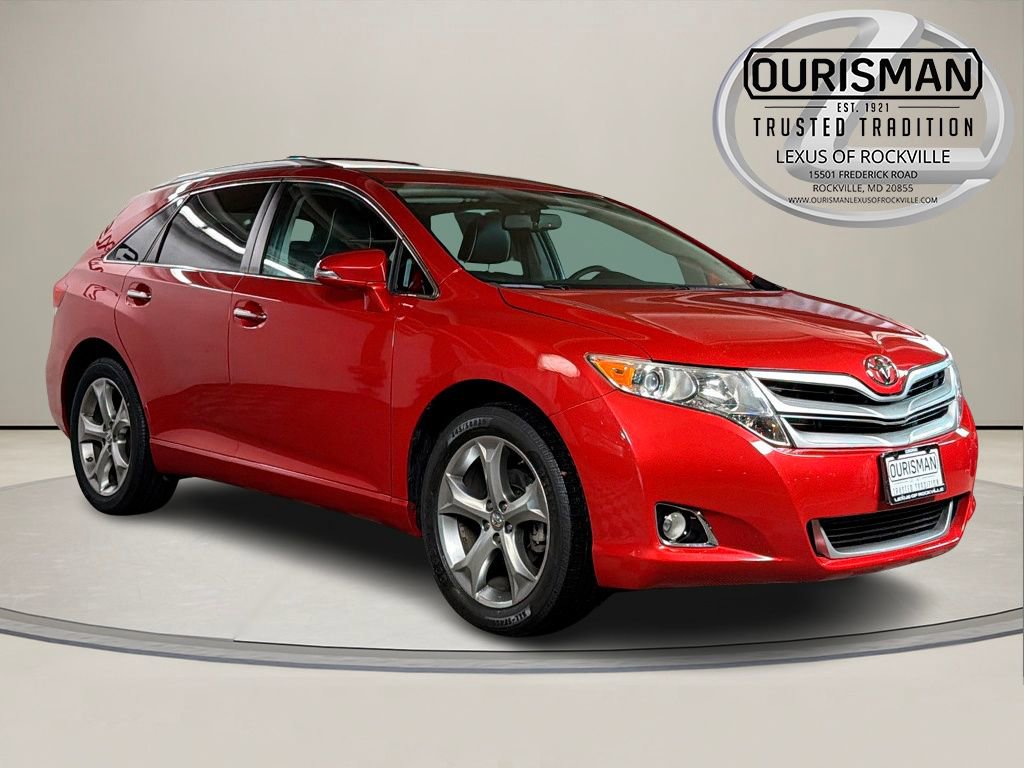 Used 2015 Toyota Venza XLE image 1