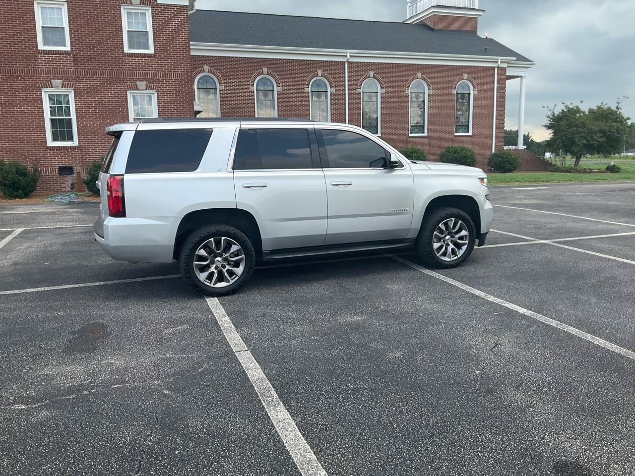 Used 2019 Chevrolet Tahoe LT AWD/4WD image 5