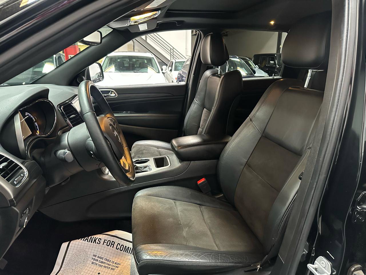 Used 2019 Jeep Grand Cherokee Altitude image 16