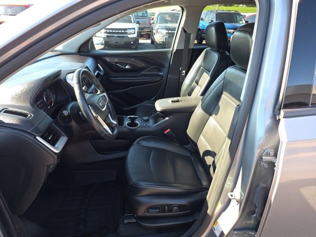 Used 2023 GMC Terrain SLT image 16