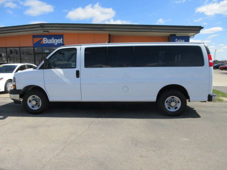 Used 2024 Chevrolet Express 3500 LT w/ LT Preferred Equipment Group RWD image 2