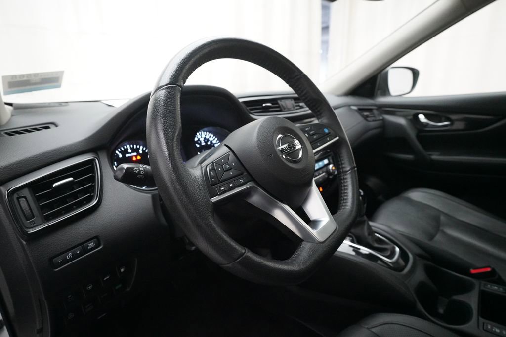 Used 2020 Nissan Rogue SL image 8