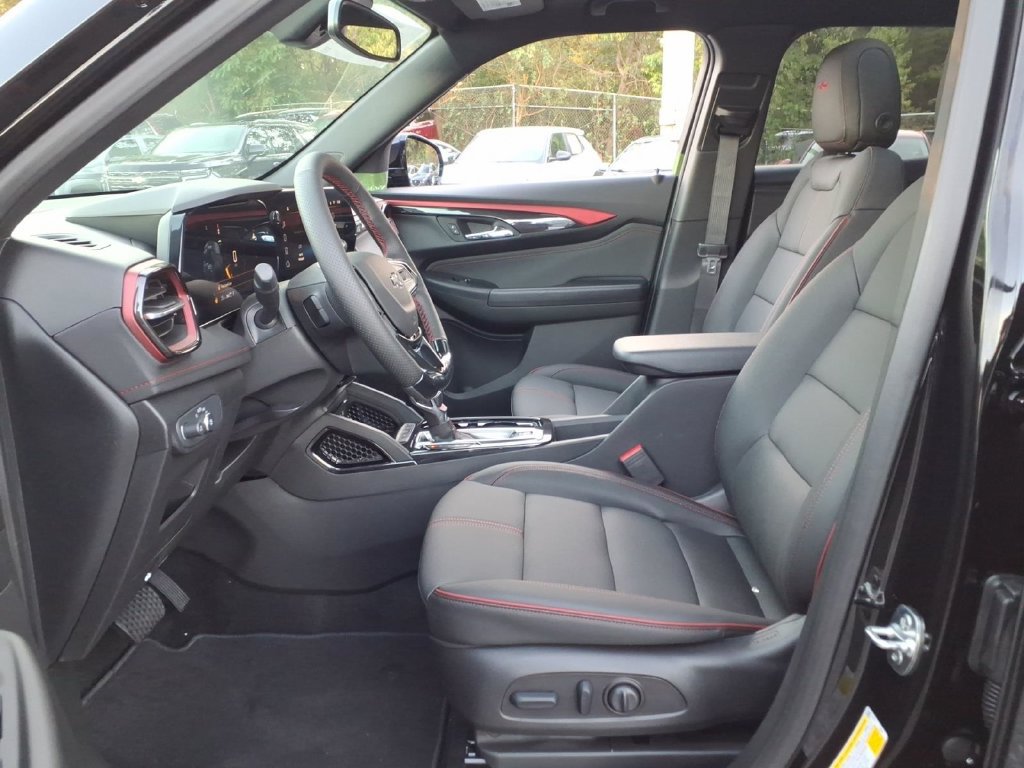 New 2026 Chevrolet TrailBlazer RS w/ Convenience Package AWD/4WD image 11