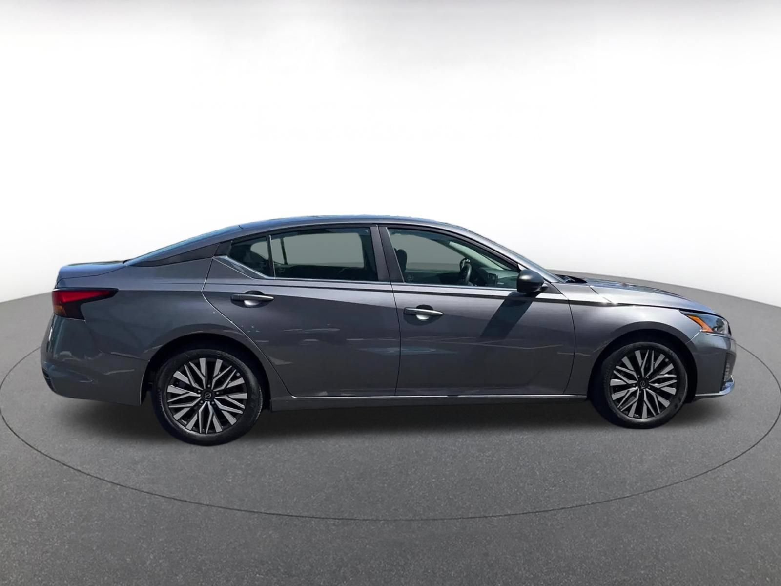 Used 2026 Nissan Altima 2.5 SV FWD image 16