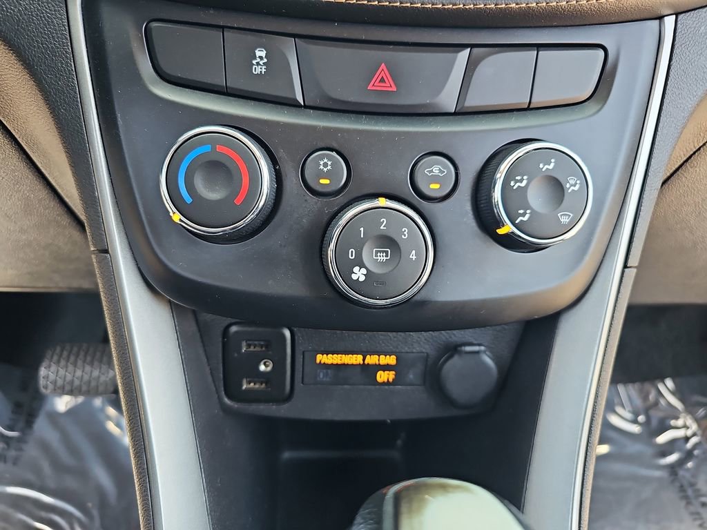 Used 2018 Chevrolet Trax LS w/ Fleet Convenience Package FWD image 20
