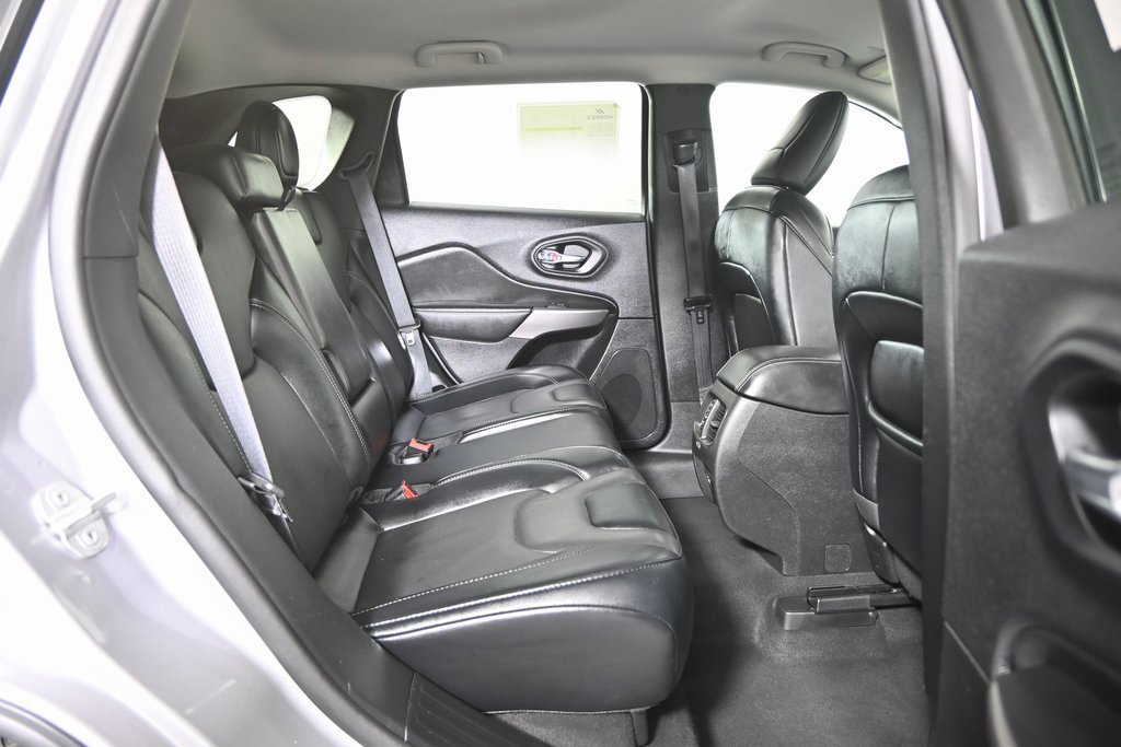 Used 2022 Jeep Cherokee Latitude Lux image 16