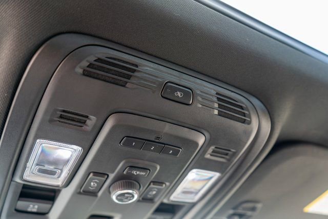 Used 2024 Cadillac Escalade Premium Luxury w/ Performance Package image 67