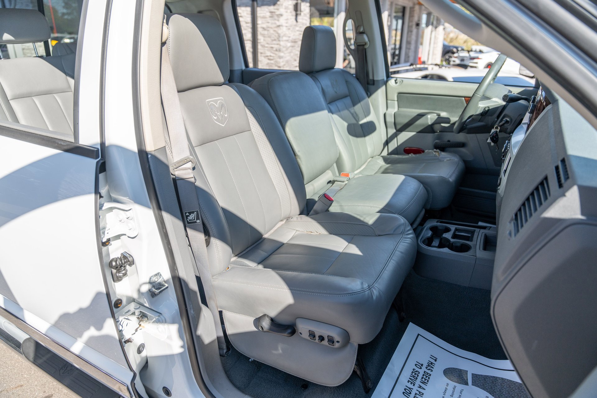 Used 2008 Dodge Ram 3500 Truck Laramie image 24